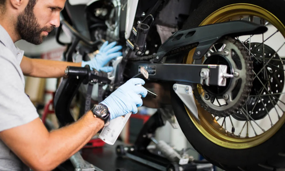 Motosiklet Bakımı Neden Yetkili Serviste Yapılmalıdır?